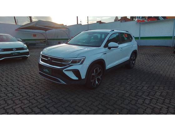VOLKSWAGEN TAOS 1.4 250 TSI TOTAL FLEX HIGHLINE AUTOMÁTICO